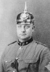 Becker, Hauptmann 