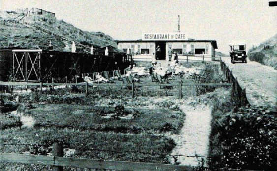 um 1934