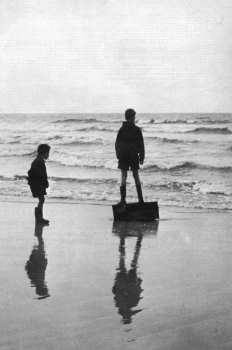 Kinder am Strand